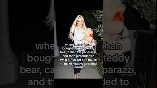 When Lindsay Lohan bought herself a teddy bear and then pretended to walk out of her ex's house 😭
