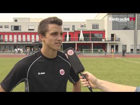 Marc-Oliver Kempf nach dem U19-Spiel der Eintracht