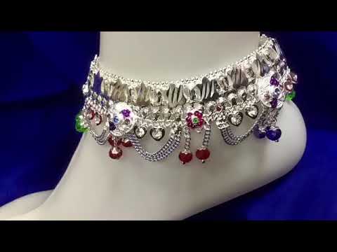 download lagu mp3 mp4 Bollywood Style Anklets, download lagu Bollywood Style Anklets gratis, unduh video klip Bollywood Style Anklets