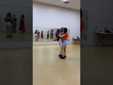 Tarraxinha By Hannah Melder & Helen Crawford