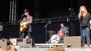 Doug Seegers &amp; Ellen Sundberg - She