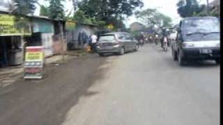 preview picture of video 'kabupaten bandung jalan rusak, berlubang dan kotor sampah'