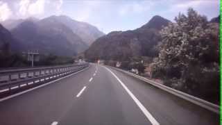 preview picture of video 'Paysages de la vallée d'Aoste jusqu'au tunnel du Mont Blanc'