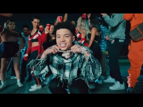 Jumpin Out The Face by Lil Mosey