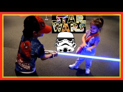 Star wars Launch Bay/Disneyland/Family trip/Kids shopping for toys