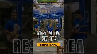 Download lagu REST AREA KM 149 | TERAS BAND | TERAS KOPI | APAL FEBRIO | SHORTS | FIRDHA KARUNIA #shorts #music mp3