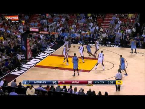 Mike Conley takes the whole Heat team, scores a very nice floater - Grizzlies @ Heat 27-12-14