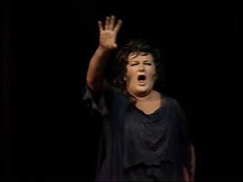 Mignon Dunn's Dying Scream as Orest Murders Klytemnestra