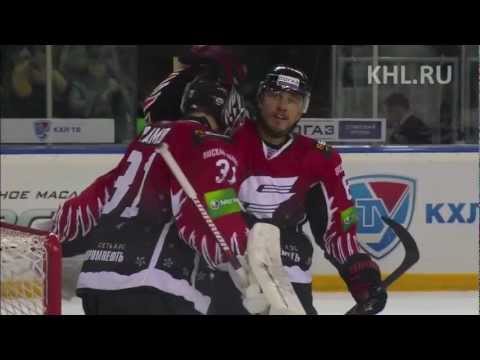 Lokomotiv 2, Avangard 4 (English Commentary)