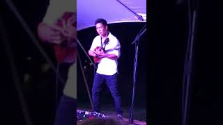 Akaka Falls - Jake Shimabukuro