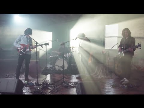 HotBox Session: The Districts - "4th and Roebling"