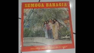 Download lagu A. Kadir & Orkes Melayu Sinar Kemala - Semoga Bahagia Side B mp3