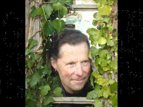 Roland Guillou et Jacques Duchêne chants traditionnels de Haute Bretagne.wmv