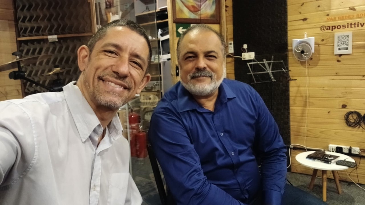 Pensar virou um risco social? — Negócios & Carreira, conversa com JC Moreno