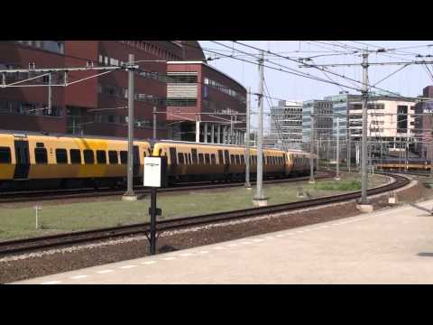 Transport VolkerRail 203; ex Syntus 53+51 + NSR3447+3401 | station Amersfoort