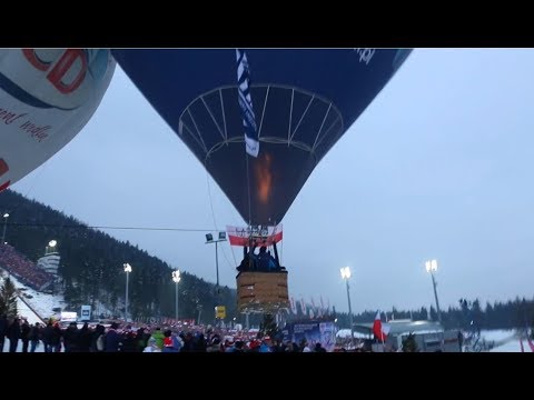 PŚ w Zakopanem 2018: Wielka Krokiew z lotu balonem. TO ROBI WRAŻENIE
