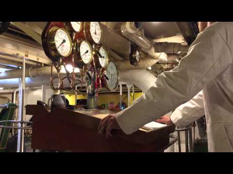 Ps waverley ringing double full astern after coming in too quick atTighnabruaich