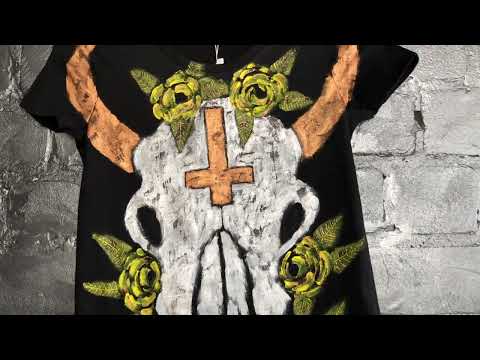 Women's short sleeve t-shirt cow skull in paradise