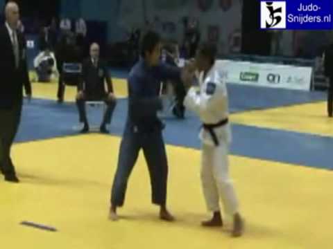 Judo 2009 Moscow: Buuveibaatar (MGL) - Larose (FRA) [-66kg].