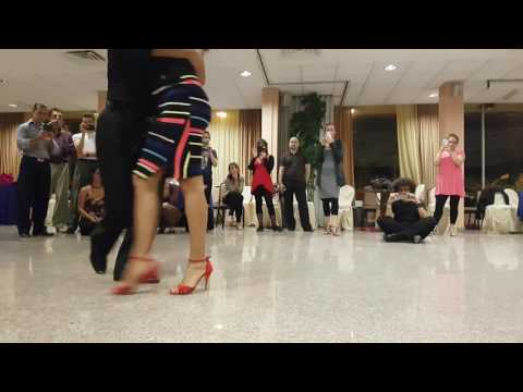 Sebastian Achaval y Roxana Suarez în Bari ws2 , turns