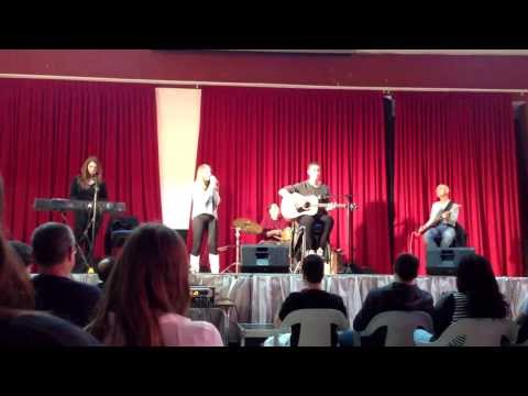 Passenger - Let Her Go LIVE Acoustic Performance