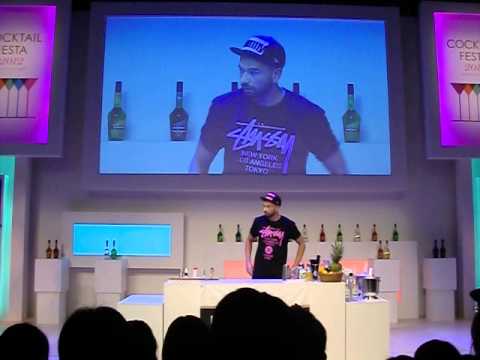 Flair Bartender show NICOLAS SAINT JEAN（France）