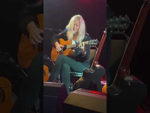 Sally Barker plays Sandy Denny’s I’m A Dreamer