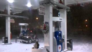 preview picture of video 'Blizzard 2010 hempstead turnpike Franklin square'