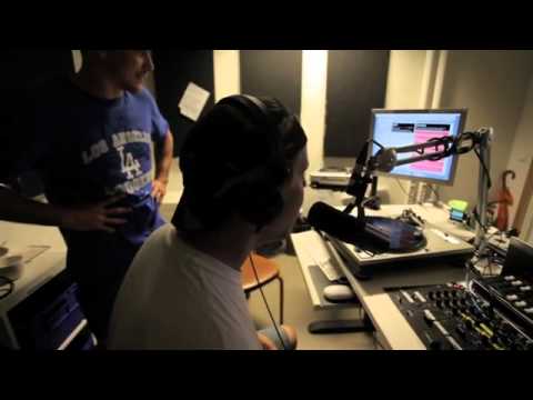 Ruudolf, Jare & VilleGalle, Särre freestyle @ RuudolfRadio aamushow  video
