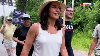 Tulsi Gabbard Bikini Photos Are a Feast For Your Eyeballs
