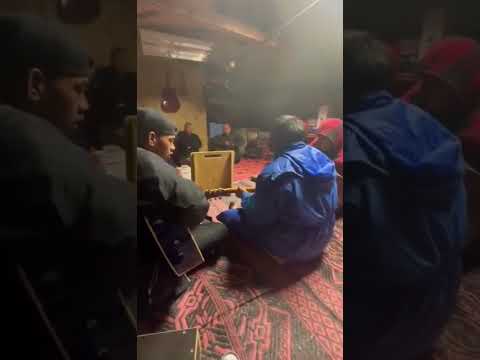 Ngalo ‘afe si’i fa’e - Vai Tu’u Lilo