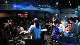山本精一&THE CROWN OF FUZZY GROOVERS "Fuzzy groove" 2011/12/25@SDLX