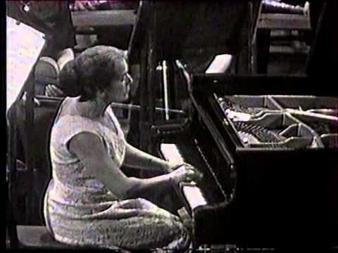 Annie Fischer plays Beethoven: Klavierkonzert c- moll
