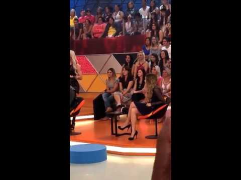 Snaps de Lua e Mika gravando o Legendários