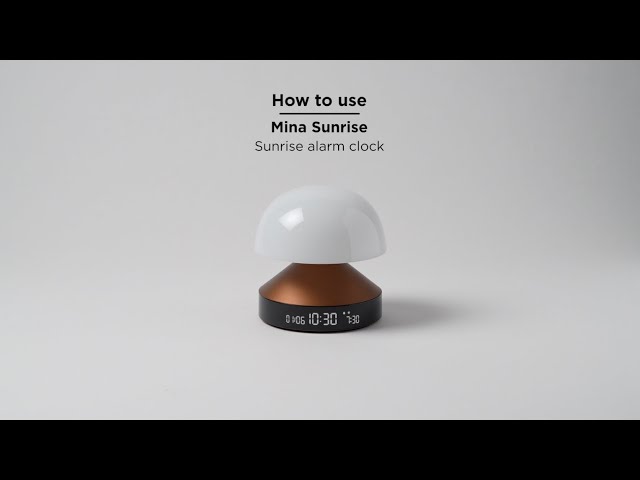 Vídeo relacionado con Lexon Mina Sunrise Despertador Luminoso de mañana, simulador de Amanecer y anochecer, 5 Sonidos Naturales, lámpara de Noche LED, luz Nocturna y Terapia de luz - Metal Oscuro
