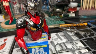 ULTRAMAN SUIT TAROウルトラマンスーツタロウのプラモデルをランナー塗装で作るライブ①上半身まで組み立てます