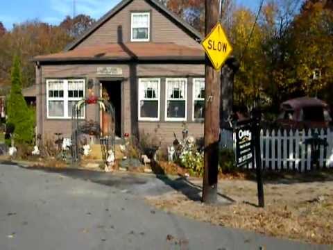 10 Elaine Ave Saugus, MA 01906 JGREENESTATE  71306271