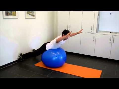 Übung der Woche Ausgabe 50 - Kräftigung der Rückenstreck- und Schultermuskulatur