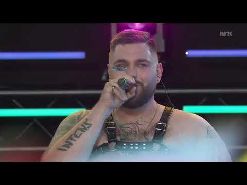 Big Daddy Karsten - Smile (Live @ NRK Pridefest)