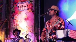 preview picture of video 'Adolf & The Band Live - Lemon Tree @ Crown plaza - Hawaiian Party'