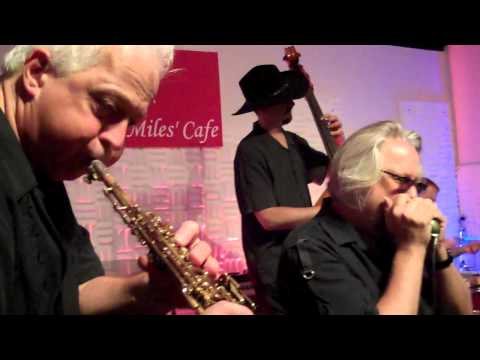 A Wagtail  by Bruce Arnold performed at Miles Cafe in NYC on August 27th 2010