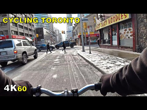 Cycling in -5°C on Yonge Street Toronto - December 17, 2020