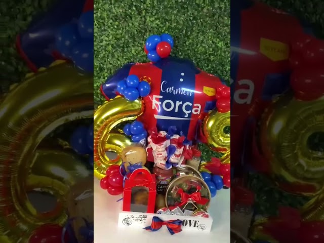 Vídeo relacionado con PartyDroid Barcelona FC - Juego de suministros oficiales para fiestas, kit de decoración de fútbol de 77 piezas con globos y vajilla, sirve para 6 invitados