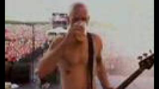 QOTSA - Live (Pink Pop) - (04) Avon