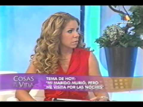 MI MARIDO MURIÓ, PERO ME VISITA POR LAS NOCHES 1/4