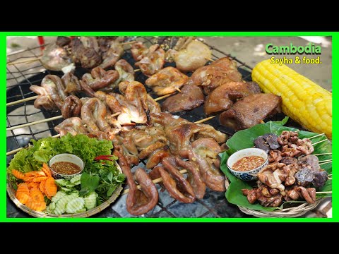 Cooking at home!!! Rural food tour!! Pig intestine Recipe In Choeung Toek Village.