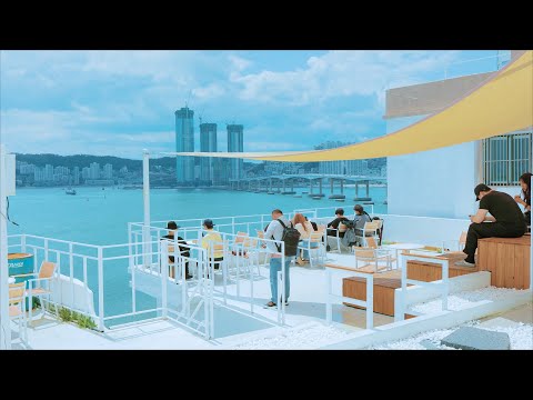 4K KOREA WALK - Beautiful and pretty small village by Busan beach, White Leaf(Yeoul) Culture Village