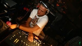 Download lagu DJ Pavo 1996 Tape 1 / Side A mp3 Download lagu DJ Pavo 1996 Tape 1 / Side A mp3