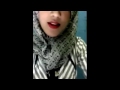 Cewek Jilbab Ini Berani Buka Baju Di Depan Webcam