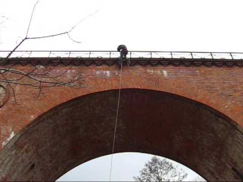 zjazd z mostu na 8-ce